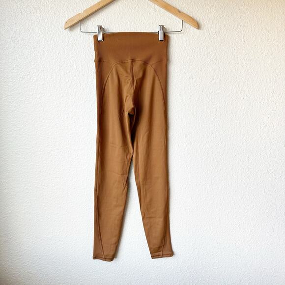 Aerie Offline Burnt Orange High Waited Leggings sz XS - Picture 3 of 5